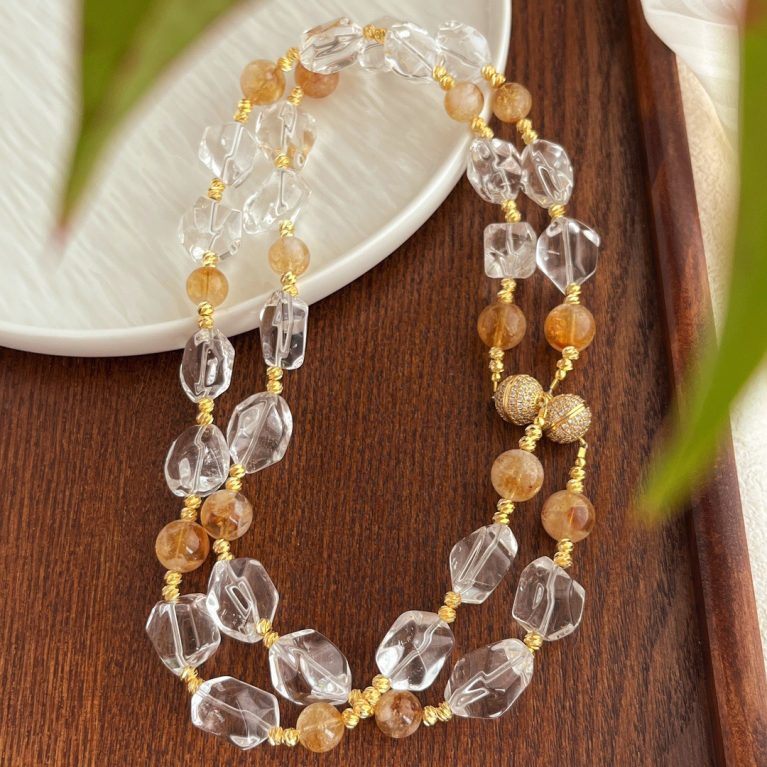 Autumn and Winter Melard Vintage Natural White Crystal and Yellow Crystal Necklace Choker