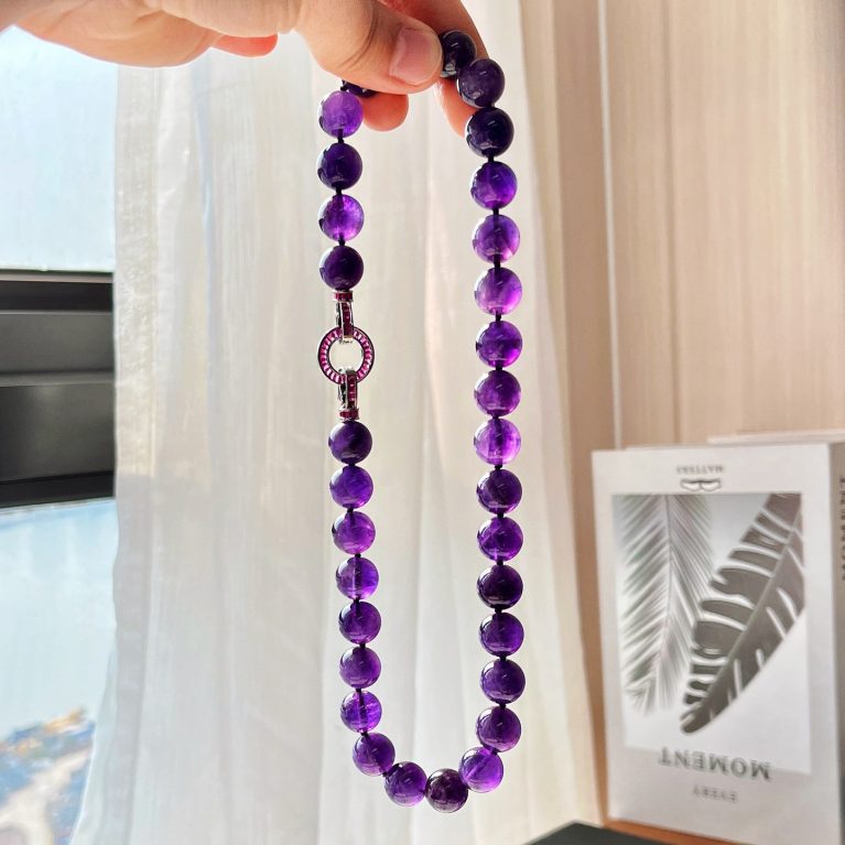 12mm High-Quality Natural Uruguayan Grape Purple Deep Purple Crystal Necklace Choker